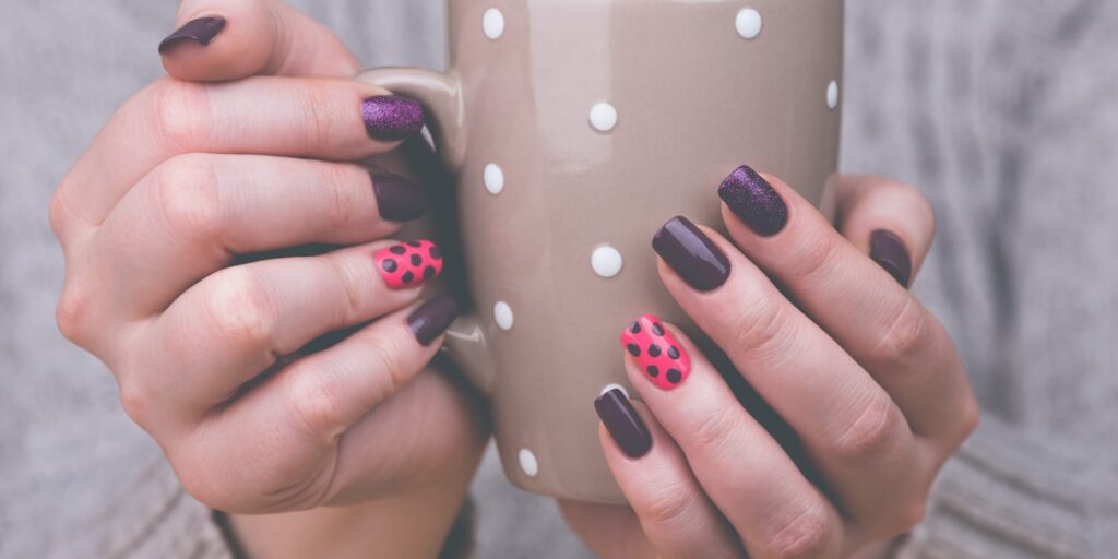 DIY Kiss Nails: Use Impress Nails and Nail Glue Together